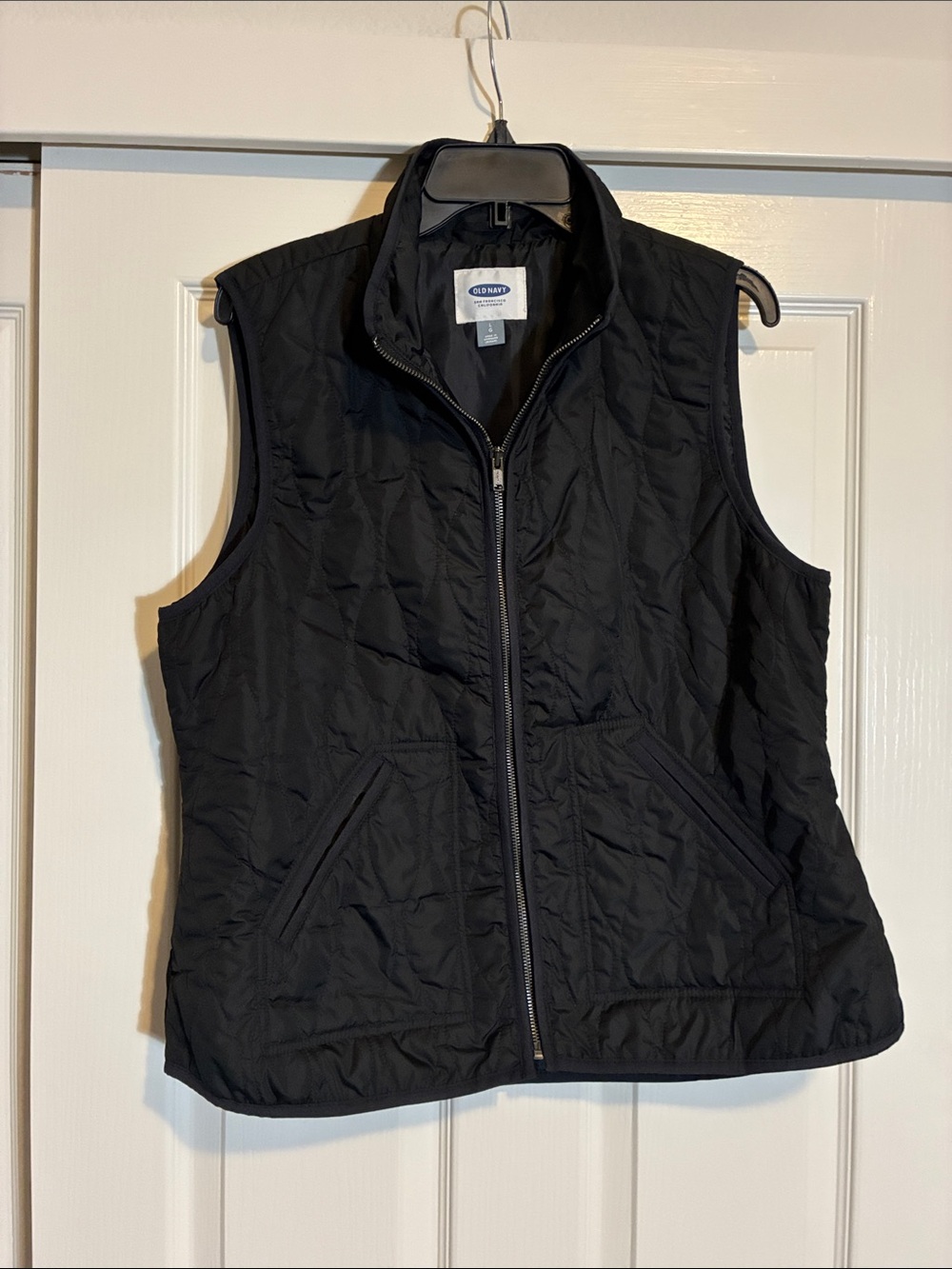 Old Navy Black Quilted Zip-Up Women's Vest